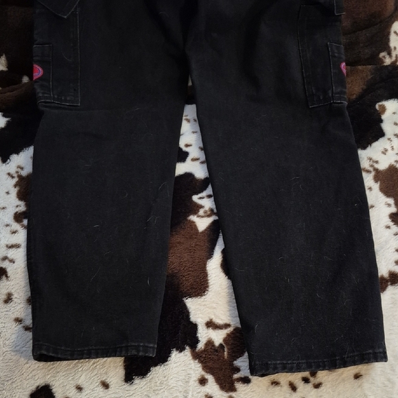 SHEIN Dark Straight Leg Jeans with Pink Details - Picture 6 of 11